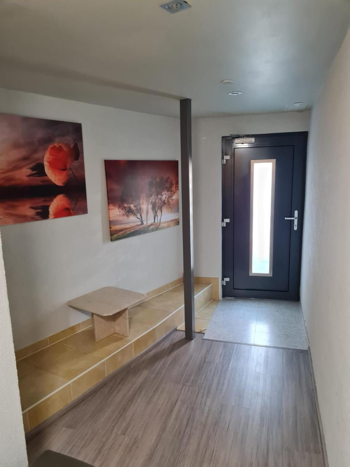 Gaestehaus Giannikis ショルンドルフ エクステリア 写真